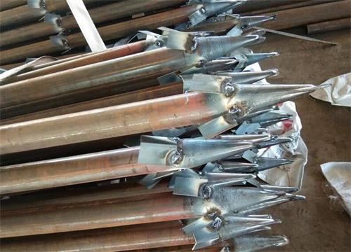 连山管棚钢花管